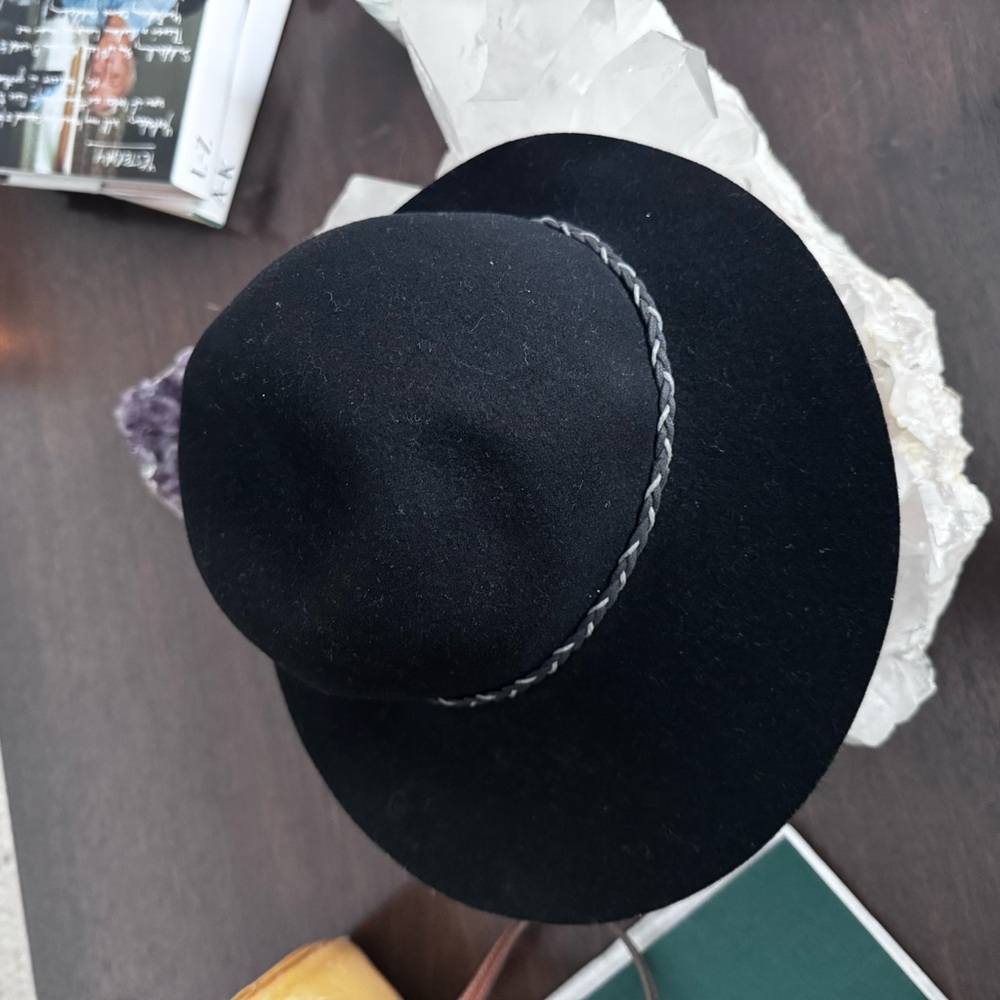 Wool Elegant Black Women's Hat